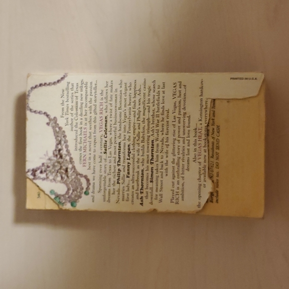 Vegas Rich by Fern Michaels - Picture 2 of 2